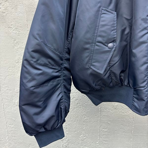 セール新作プラダ コピー◆Re‐Nylon オーバーサイズ ボンバージャケット puw84148